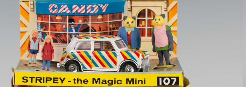 Dinky Toys No. 107 Stripey the Magic Mini with Candy Andy and the Bearandas