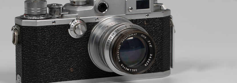 A Dallmeyer Super-Six Anastigmat F/1.9 F=2 lens, serial No. 345276, together with a Canon camera