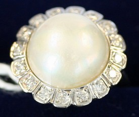 LOT 648