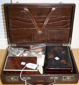 LOT 886