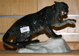 LOT 1585