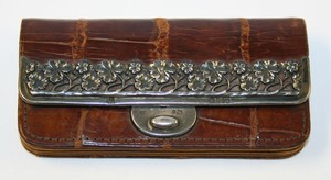 LOT 495