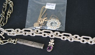 LOT 698