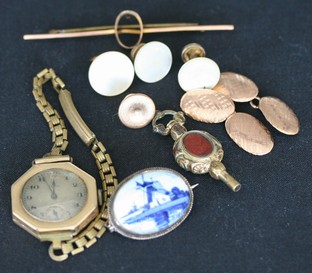 LOT 705