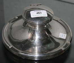 LOT 483