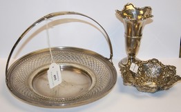 LOT 495