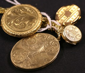 LOT 295