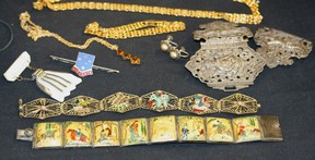 LOT 646