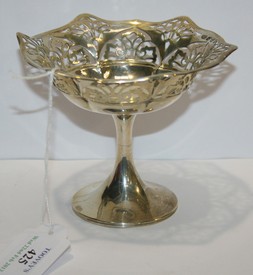 LOT 425