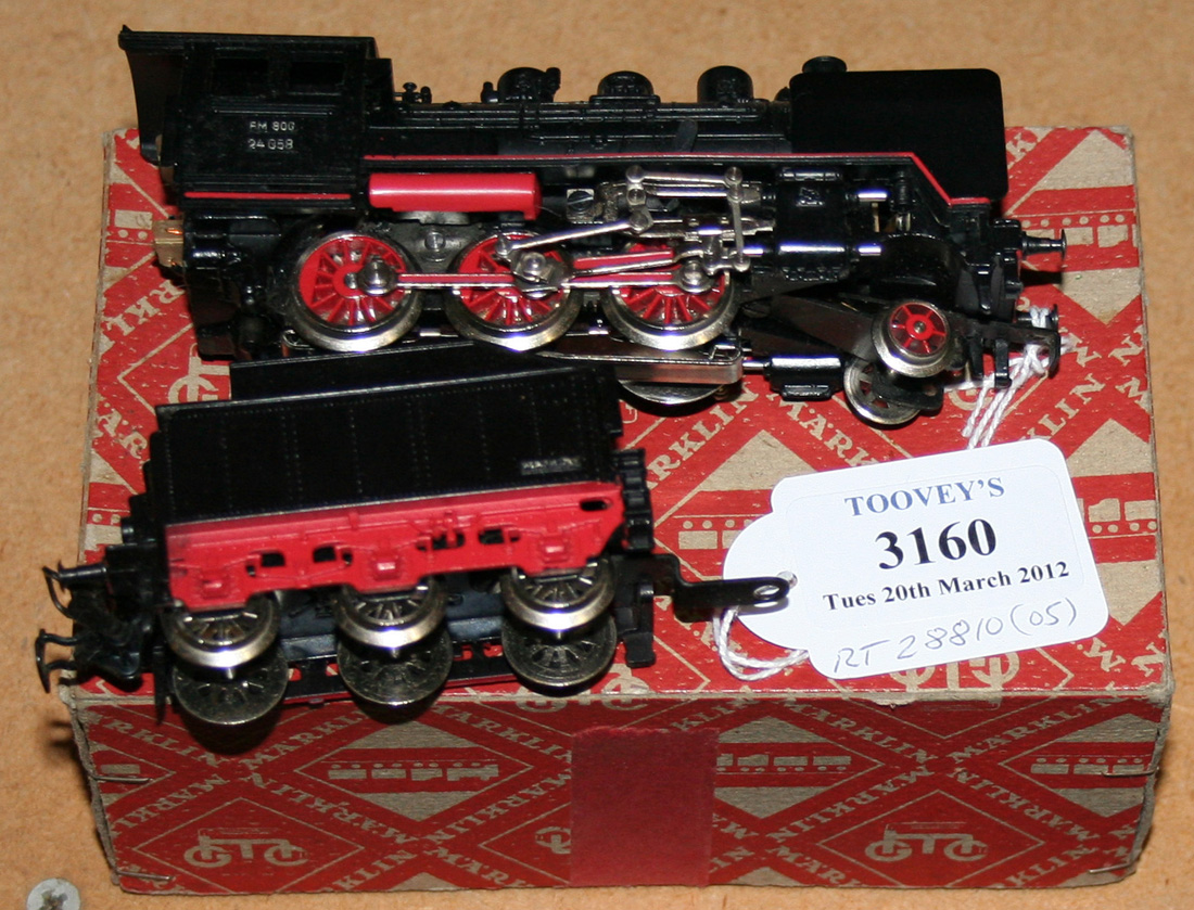 Märklin 00 - HR 800 LMS - Locomotiva a vapore con tender (1