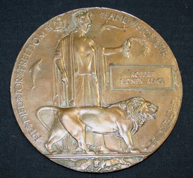 LOT 978