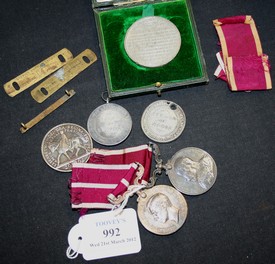 LOT 992