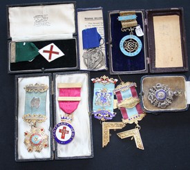 LOT 915