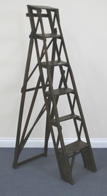 LOT 2106