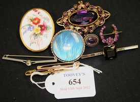 LOT 654