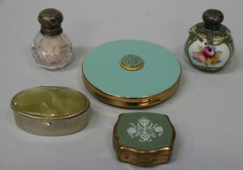 LOT 880