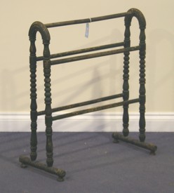 LOT 2208