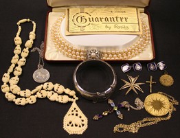 LOT 581