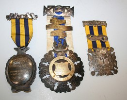 LOT 884