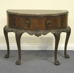 LOT 2052