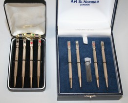 LOT 894