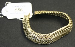 LOT 556