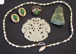 LOT 573