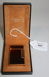 LOT 889