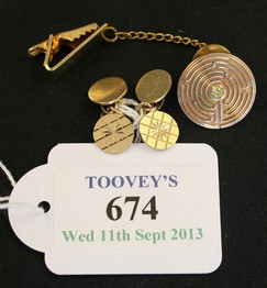 LOT 674