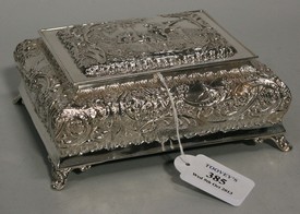 LOT 385