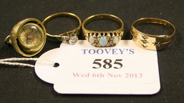 LOT 585