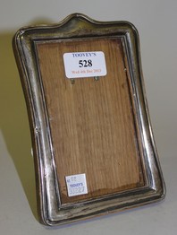 LOT 528