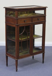 LOT 2082