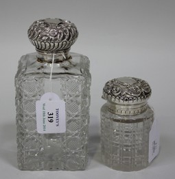 LOT 319