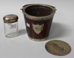 LOT 371