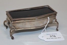 LOT 376