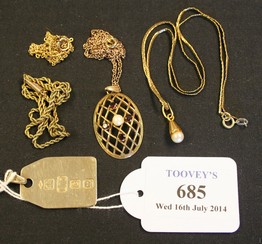 LOT 685