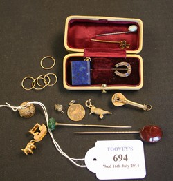 LOT 694
