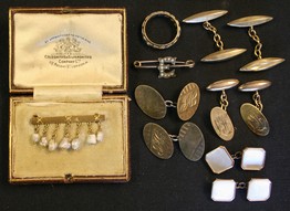 LOT 581