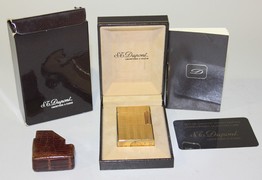 LOT 832