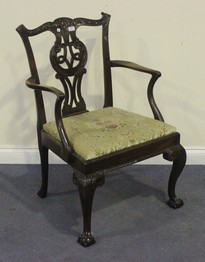 LOT 2203