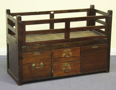 LOT 928