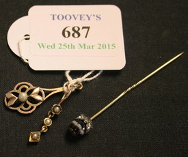 LOT 687