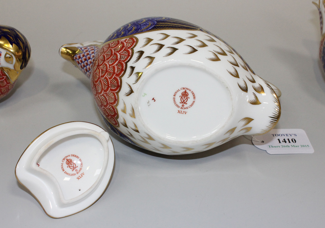 A Royal Crown Derby Imari palette three piece Quail tea set, circa