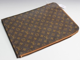 LOT 2745