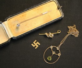 LOT 683