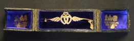 LOT 689