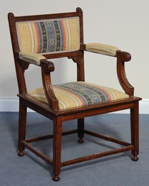 LOT 2216