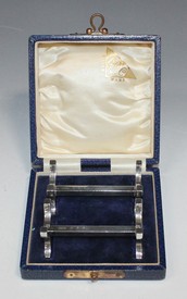 LOT 439