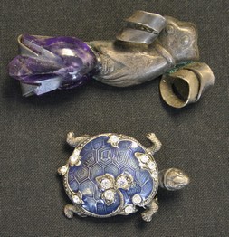 LOT 782
